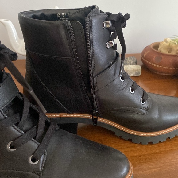 Black Leather Naturalizer Tia Ankle Motorcycle Boots Sz 9 NWOT - Picture 8 of 8